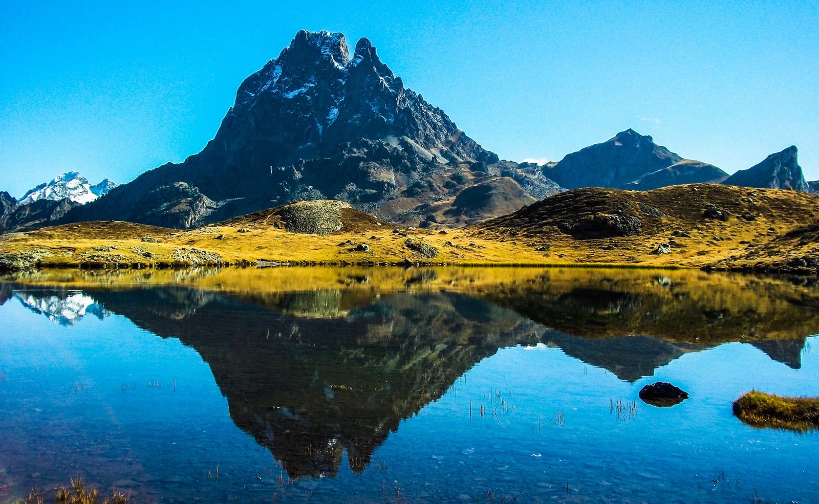 ascensión midi d´ossau con guía