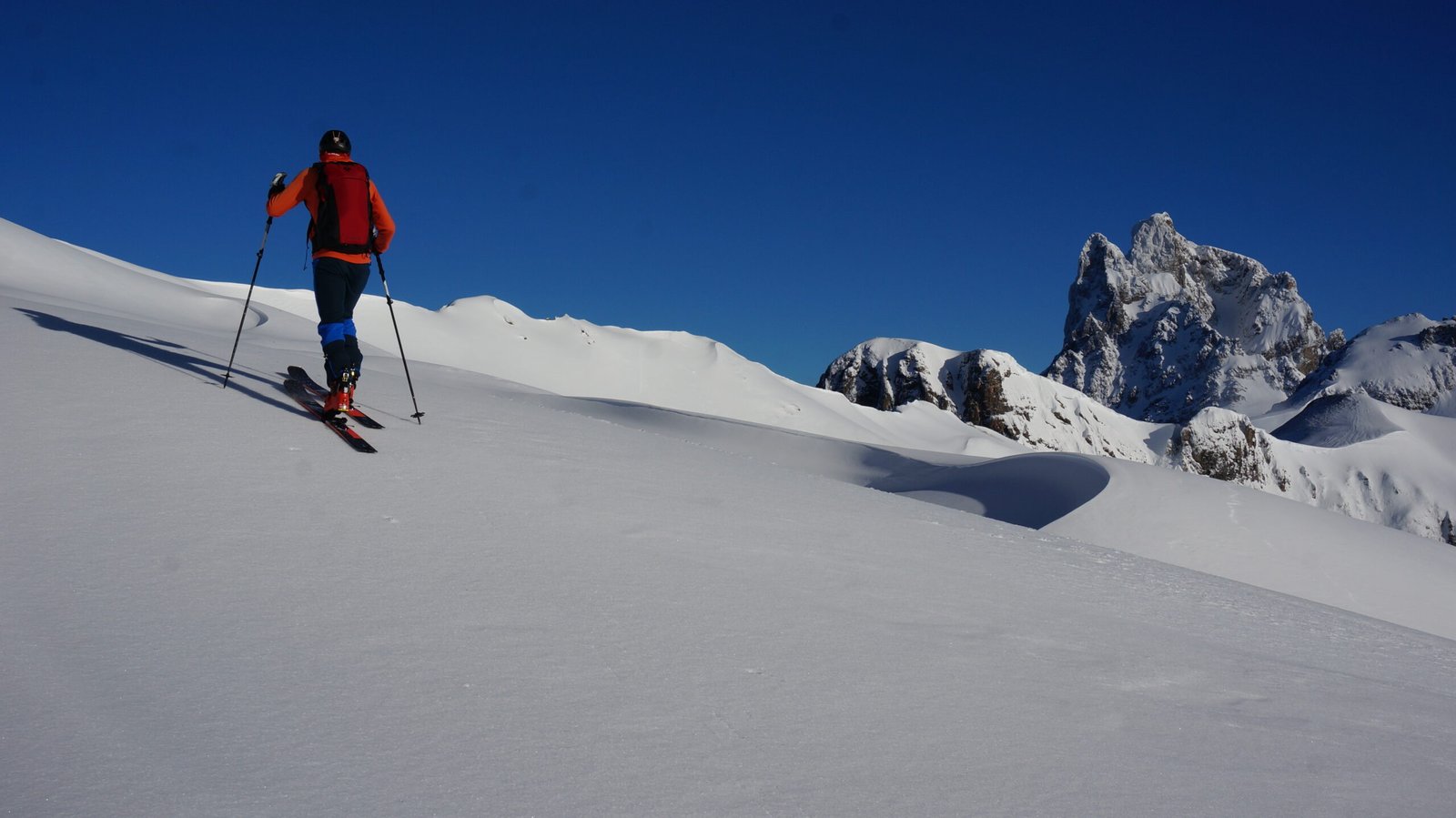 skimo en el pico canal roya