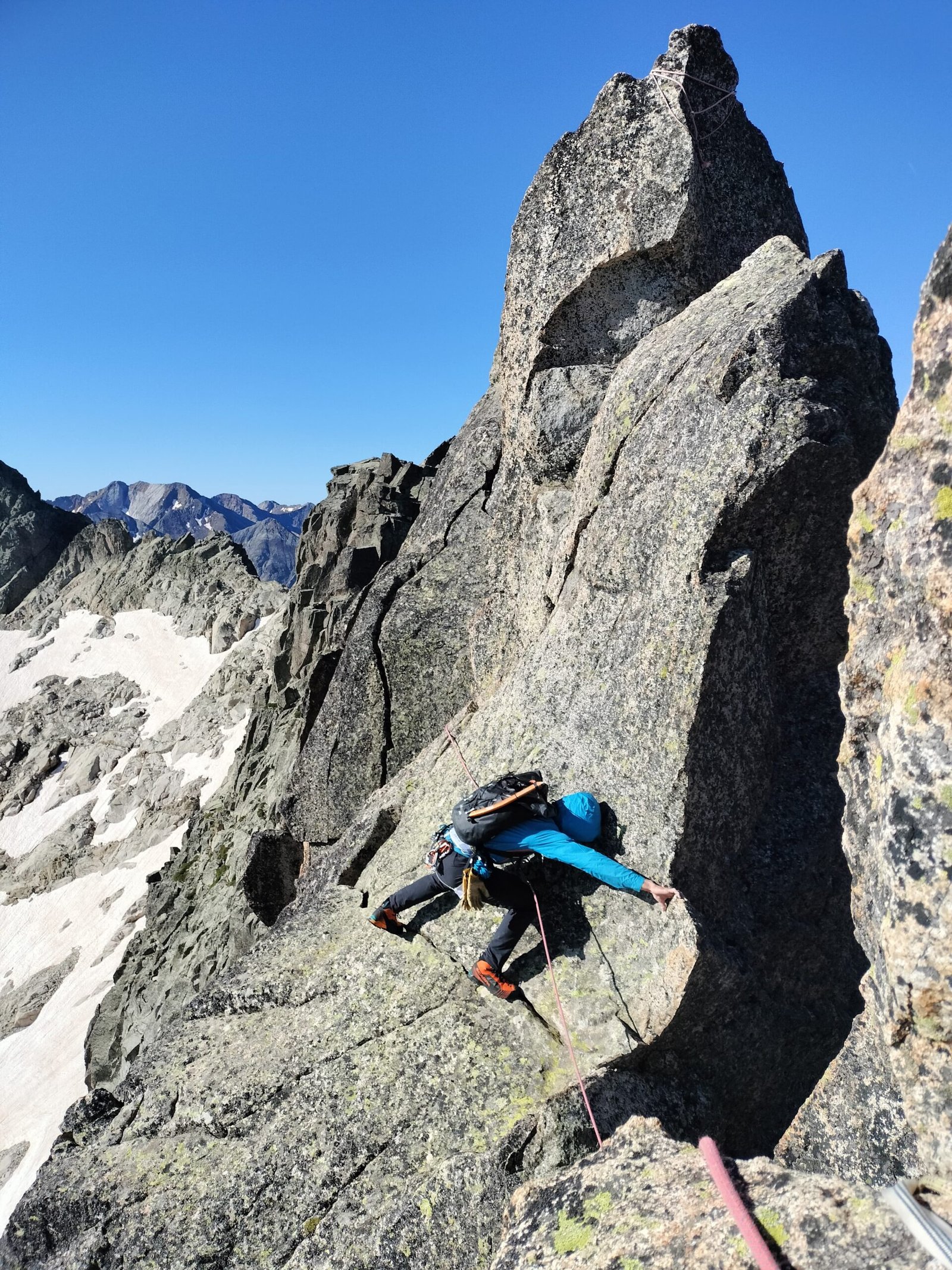 cresta del diablo al balaitous con guía de alta montaña