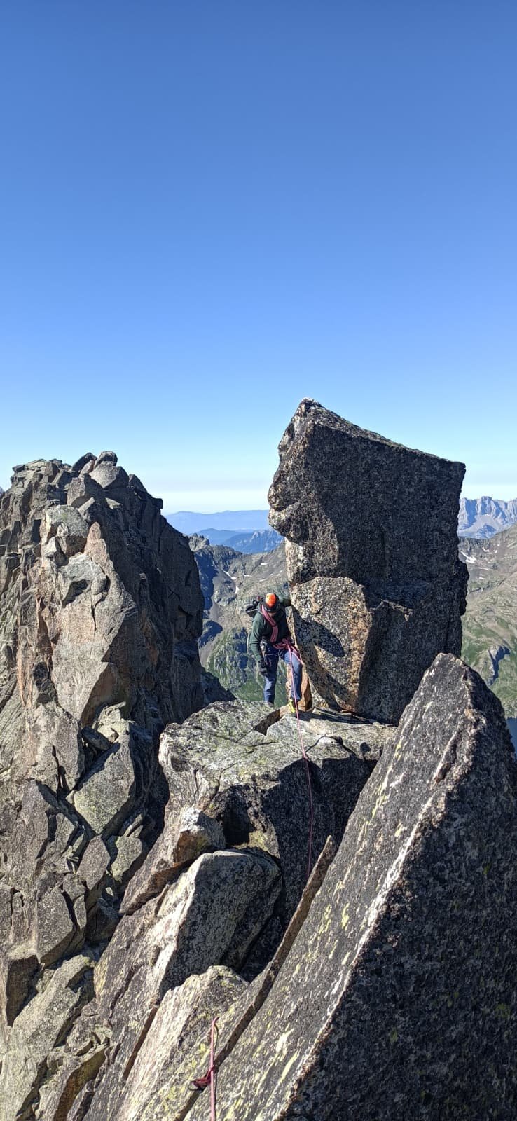 cresta del diablo con guía de alta montaña
