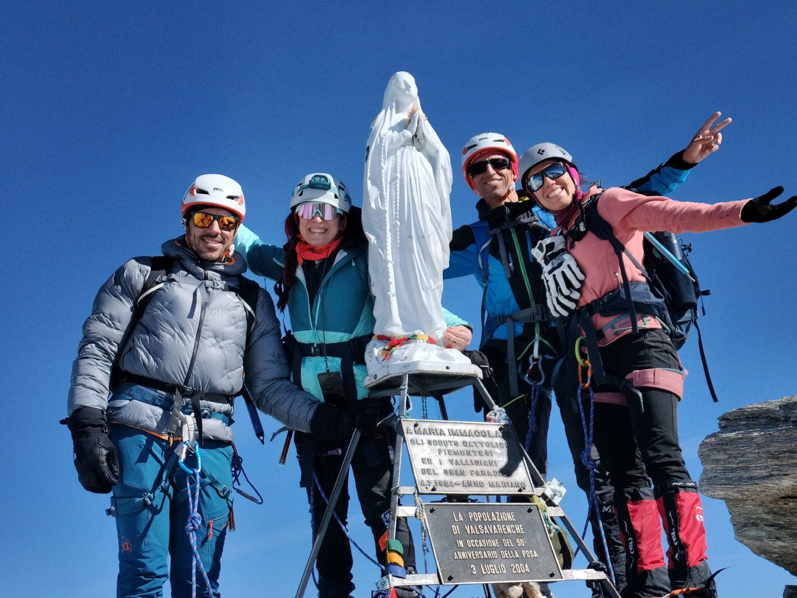 ascensión al gran paradiso con guía