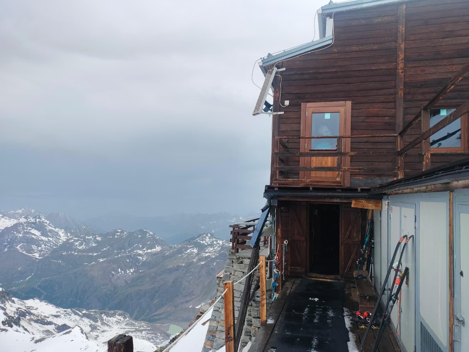 Refugio Gnifetti