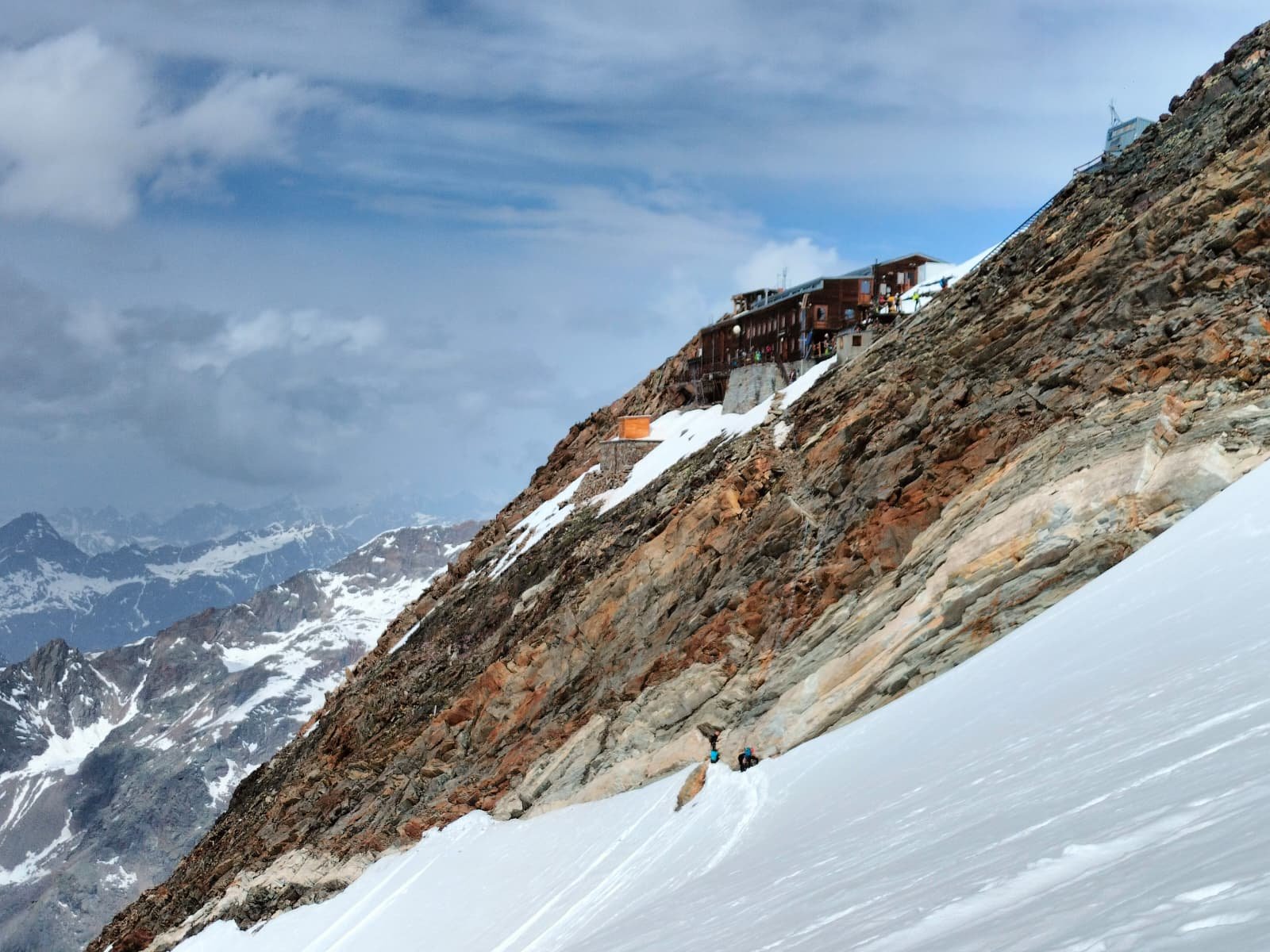 Refugio Gnifetti
