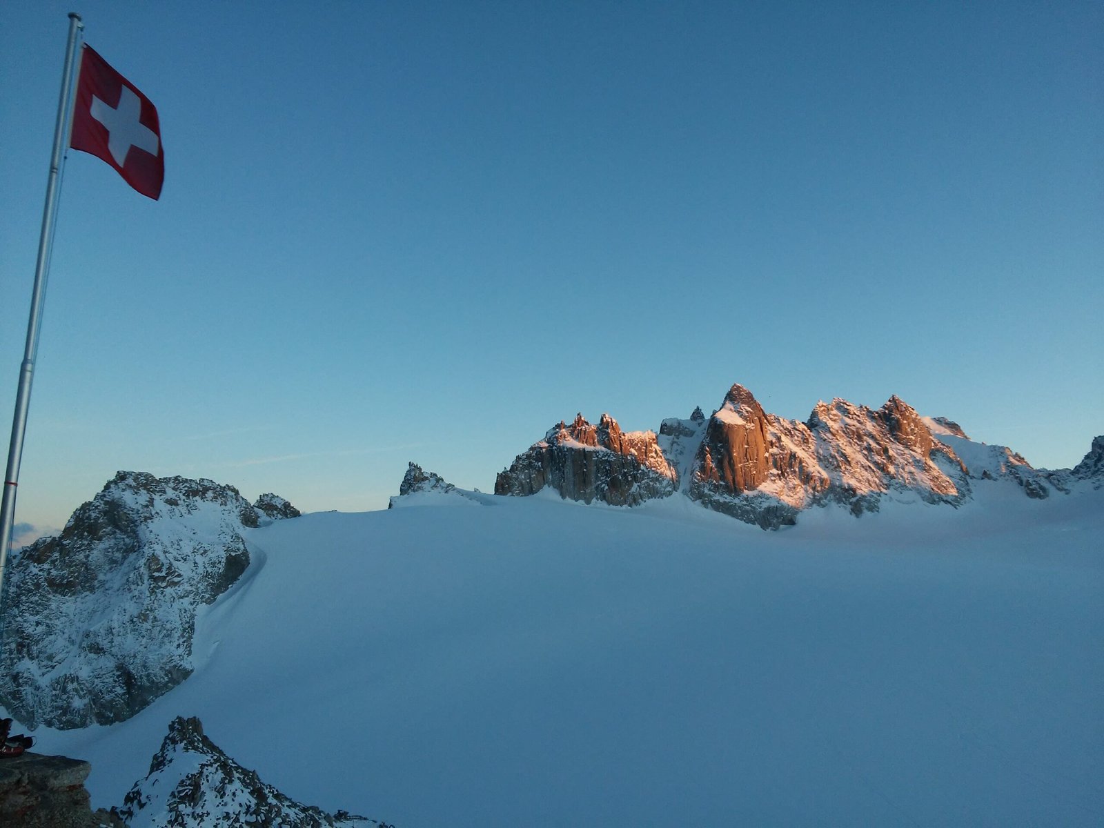 Alta ruta chamonix Zermatt con esquis