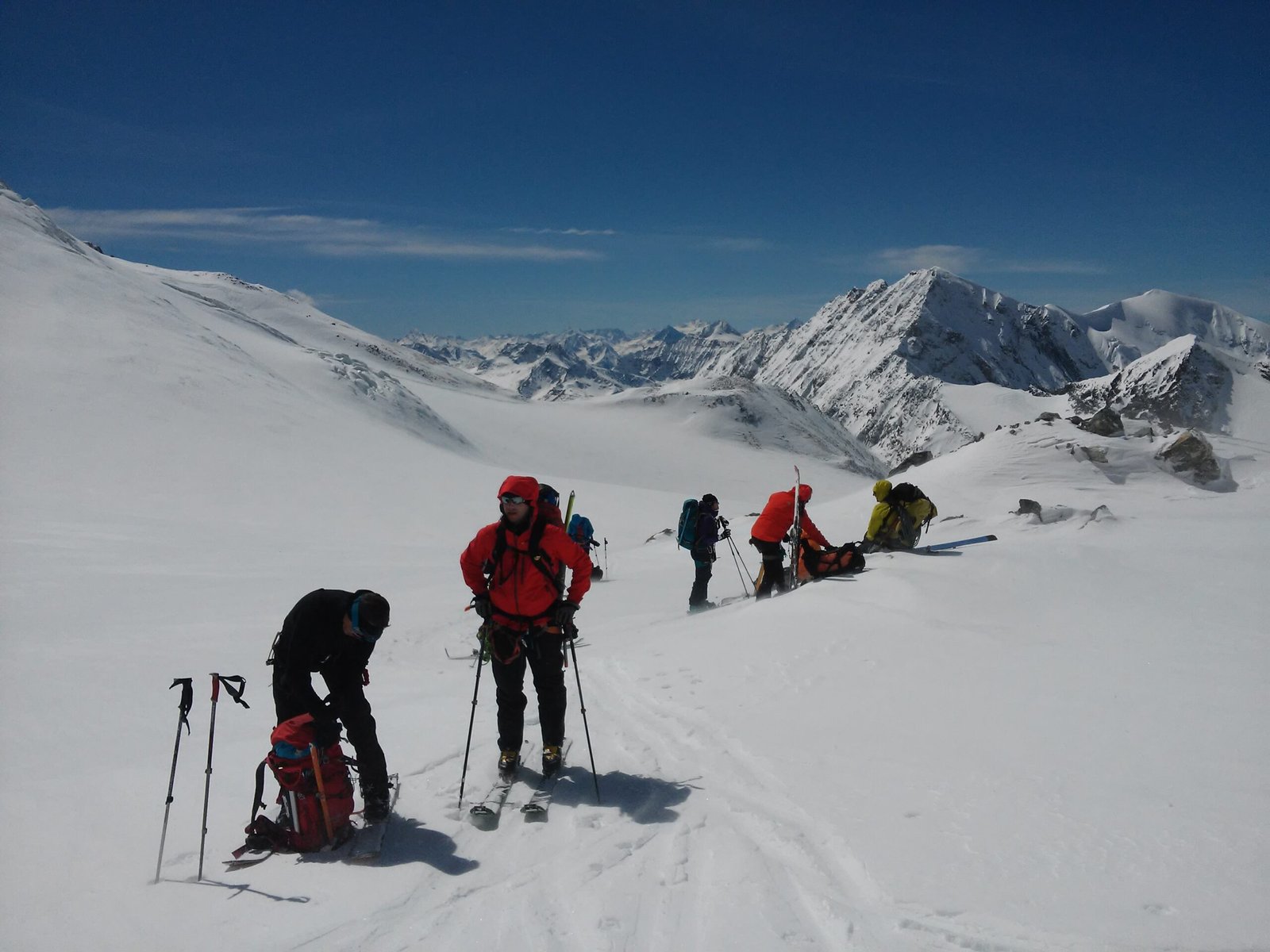 Alta ruta chamonix Zermatt con esquis