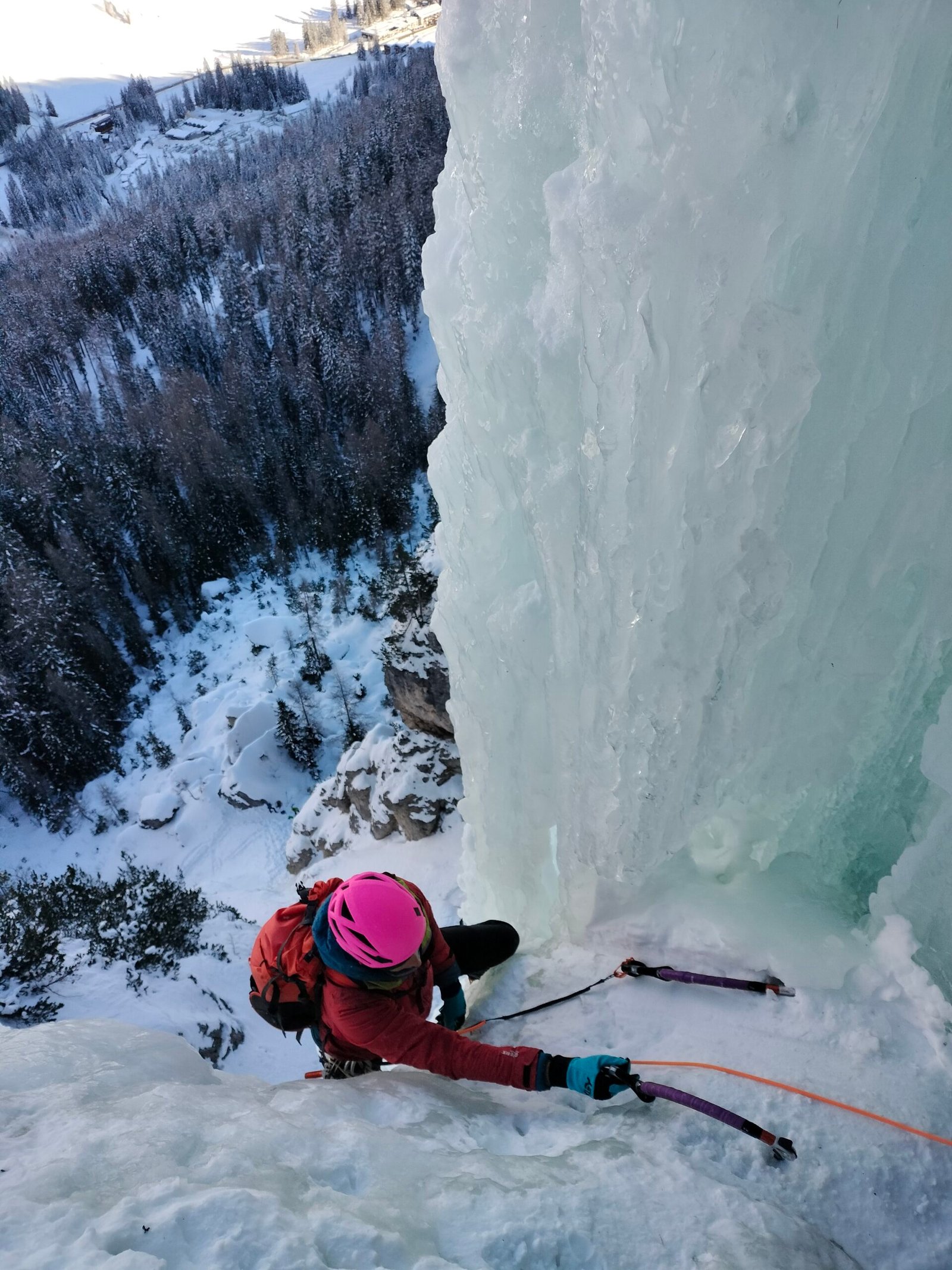 escalada en hielo  dolomitas